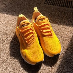 Women’s Nike Air 270